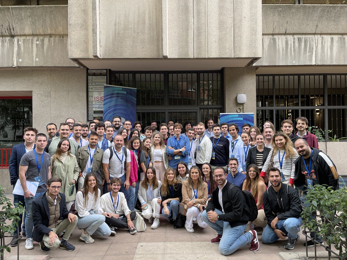 📲 Finalizamos nuestra escuela de formación sobre comunicación en campañas electorales. 

🔵 Seguimos trabajando para preparar a nuestros afiliados para este nuevo curso político. #FormaciónNNGG