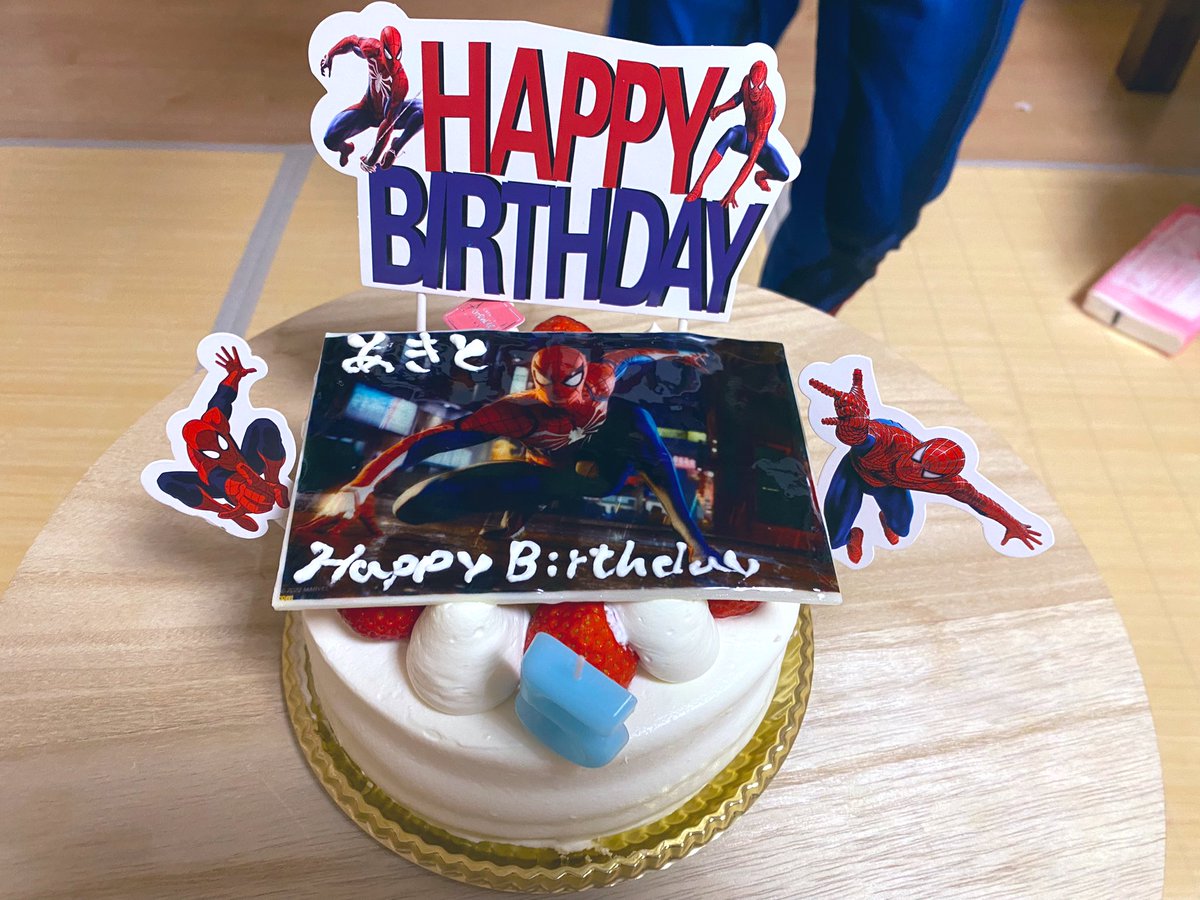 yuraya7's tweet photo. happy birthday蜘蛛男🎂🕸 https://t.co/OT3Ptgxz4X