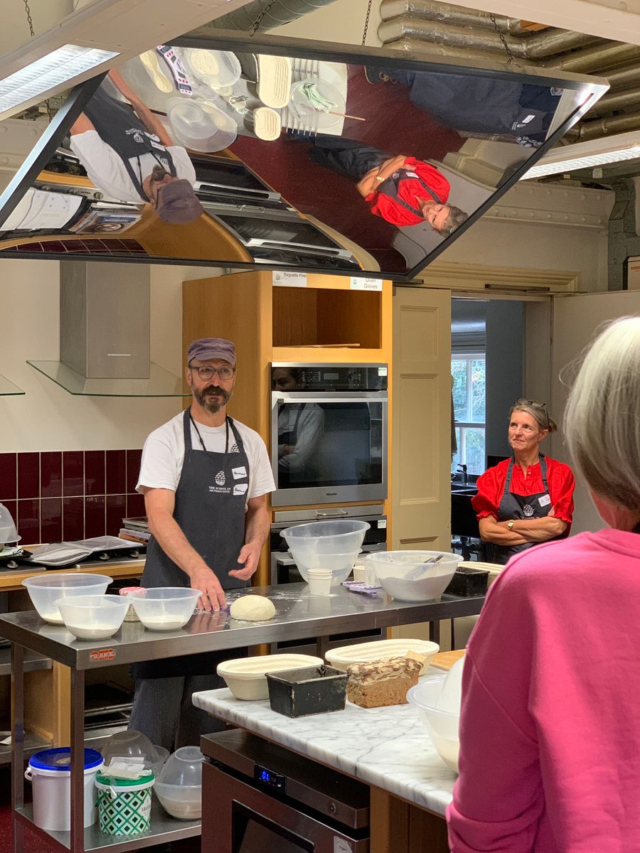 artisanschool's tweet image. Last day of @emsbread ‘s 3-day baking course. He’s the biz #bakingcourse