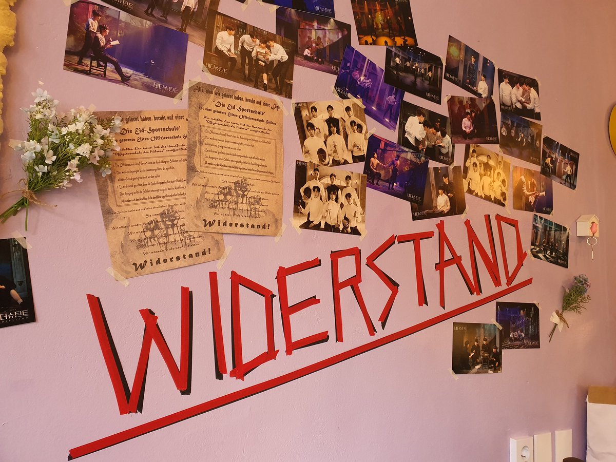 HCLKJ's tweet photo. @widerstand_cafe 
#네가_이_카페를_오게될까
#너의_무대를_너의_막공을_기억해야해
#그날_우리의_카페
카페도 너무 예쁘게 꾸며주셨고, 빵과 버터(대충 스콘)도 맛있고!
방탈출 끝내고 나오려 했는데 생각보다 어렵더라고요.
공연도 못 보는데ㅠㅠ 극 추억하며 잘 놀았습니다.😊 https://t.co/W0uuycjTw5