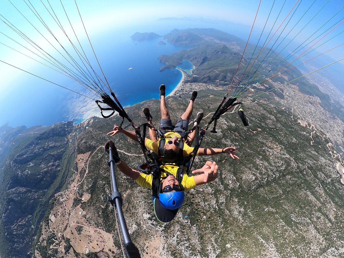 andrew_shokry's tweet photo. حابب اوثق اليوم ده... اللي مش قادر اخرجه من دماغي لغايه دلوقتي
#paragliding #fethiyea #ölüdeniz #Turkey https://t.co/B0qCyBOy5k