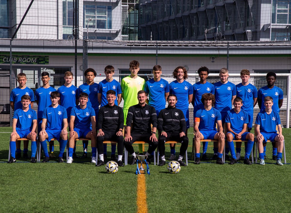 Milton Keynes College Football Academy Elite Squad 22/23 📸🔵