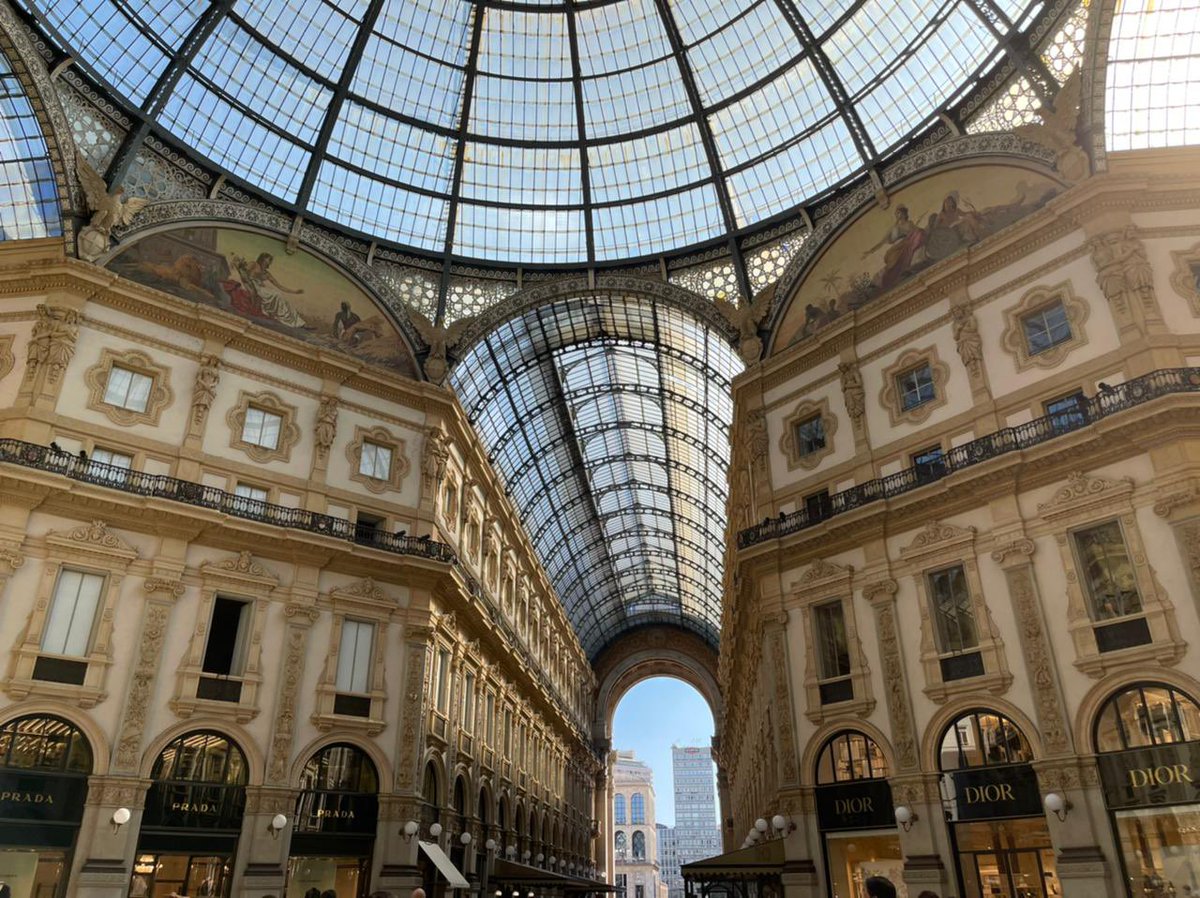 SlwanAlrabaei's tweet photo. Milan; The Capital of Fashion 🤍 https://t.co/WhTlNoNDPi