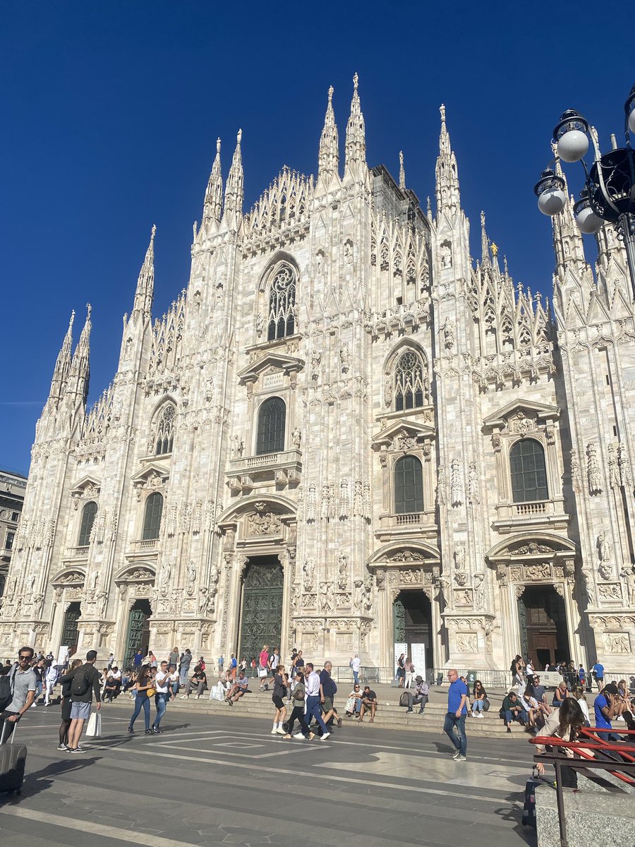 SlwanAlrabaei's tweet photo. Milan; The Capital of Fashion 🤍 https://t.co/WhTlNoNDPi