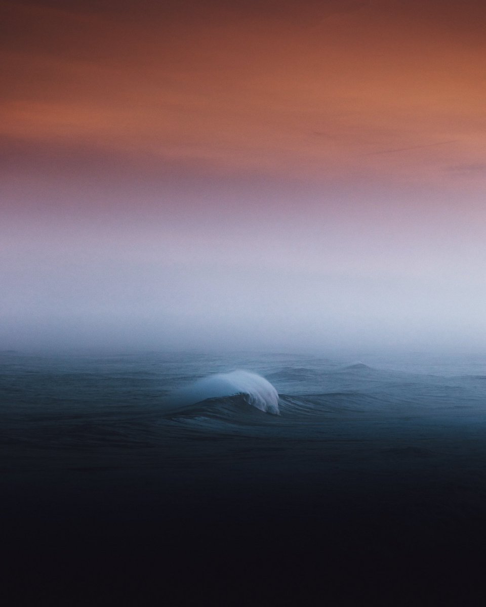 platouxx's tweet photo. GM photographers, artists and collectors 🌊 https://t.co/x38YZnbT3H