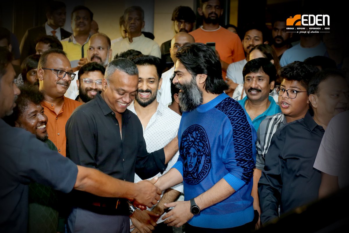 Edengroupstudio's tweet photo. #VendhuThanindhadhuKaadu success photos by #Edengroupofstudios 📸
@VelsFilmIntl @SilambarasanTR_ @SiddhiIdnani @arrahman @menongautham @IshariKGanesh @Siva_Kartikeyan #SilamabarasanTR #VTKSuccessMeet #Sivakarthikeyan 
@STRFans @Actor_SimbuFC https://t.co/Kqz4IvNy2c