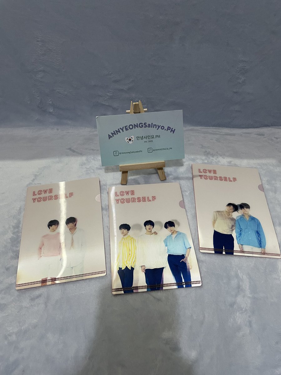 ANNYEONGSI_PH's tweet photo. #ASIPH_OnHand 

BTS World Tour LY Lenticular L-Holder 

💸₱150ea + LSF

✅YoonJinHope
✅VMin
✅NamKook

DOP: payo within 3 days
•on hand; ready to ship

Comment MINE + unit

🏷wts lfb lucky box 2022 help rt rm jin suga hobi jimin v jk @rt_KpopMerch @btsmerch_ph @BTS_PH_RT https://t.co/hBkf4U5oat