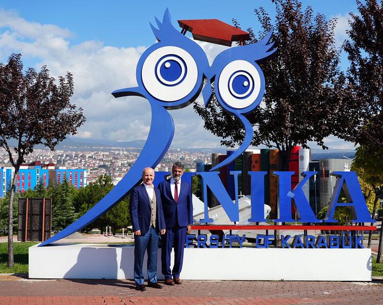 Erol Özvar tweet media