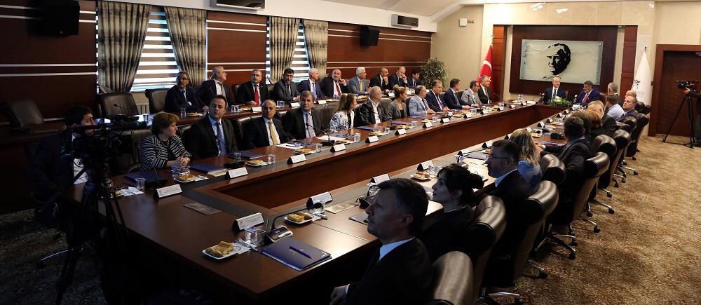 Erol Özvar tweet media