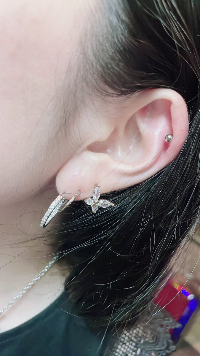 rebel_piercing's tweet photo. ~アウターコンク~

#宮城 #仙台 #国分町 #ピアス #ピアスショップ #ピアススタジオ #アウターコンク
#miyagi #sendai #pierce #piercing #pierceshop #outerconch https://t.co/wREfkP7BIA