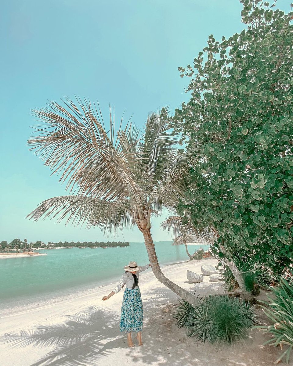 Go beyond your average beach getaway!
Add an escape to The Heart Of Europe to your bucket list, just 4 km off the coast of Dubai.
📸  IG/rahafelshamiofficial
#VisitDubai