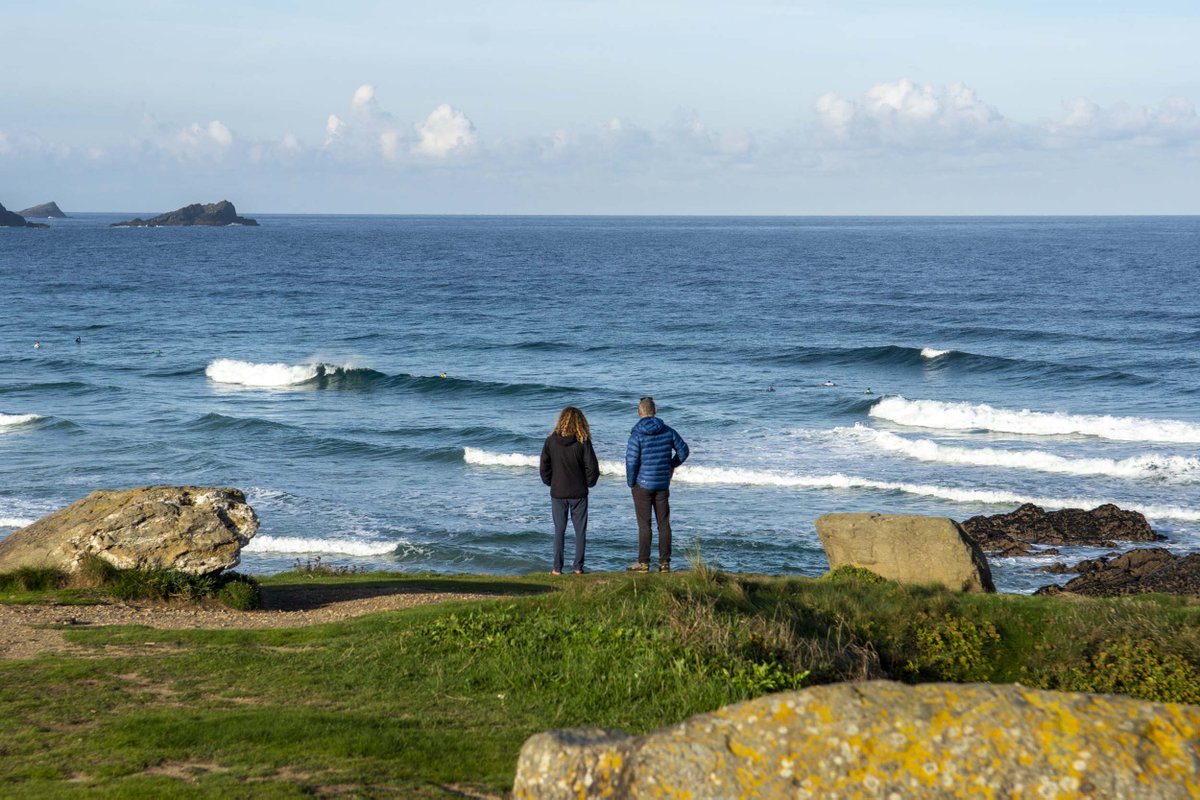 SurfingEngland's tweet photo. Sun, Surf and shredding. Day 2 of the @korevlager English Interlubs is GO!
Thanks to @korevlager @thewave @dryrobe @wildwestsnacks @DecathlonUK @candmclub @cuttysarkwhisky @surfdome @vospers @fistralbeach @fistralbeachsurfschool @thehangoutwatergatebay @eraadventures https://t.co/gbpHLAplkx