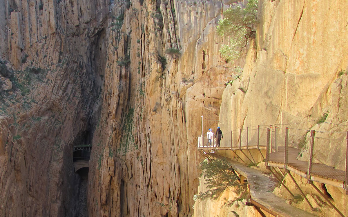 VdelGuadalhorce's tweet photo. Caminito del Rey visita obligada si visitas el Valle del Guadalhorce

https://t.co/tDxLfOYpao

#CaminitodelRey #caminitodelrey👑 #caminitodelreytours #desfiladerodelosgaitanes #ElChorro #Álora #ValledelGuadalhorce #LaGarganta #PantanodeelChorro #turismoMálaga #turismoAndalucia https://t.co/QdR02KLjMx