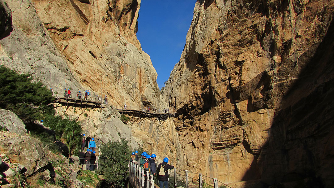 VdelGuadalhorce's tweet photo. Caminito del Rey visita obligada si visitas el Valle del Guadalhorce

https://t.co/tDxLfOYpao

#CaminitodelRey #caminitodelrey👑 #caminitodelreytours #desfiladerodelosgaitanes #ElChorro #Álora #ValledelGuadalhorce #LaGarganta #PantanodeelChorro #turismoMálaga #turismoAndalucia https://t.co/QdR02KLjMx