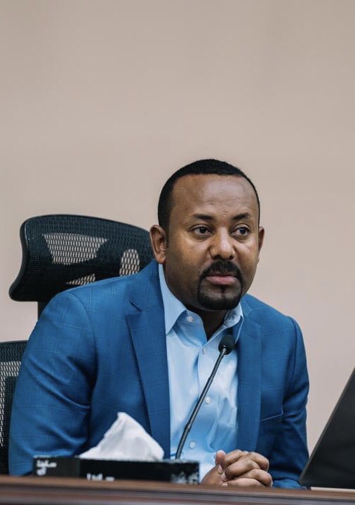 እኛ ኢትዮጵያዊያን እርዳታ ልናጣ እንችላለን; ብድር ልናጣ እንችላለን; ቪዛ ልናጣ እንችላለን; ሀገራችንን ልናጣ ግን አንችልም። 
አንፈቅድምም💪

#AbiyAhimed #EthiopiaPrevails