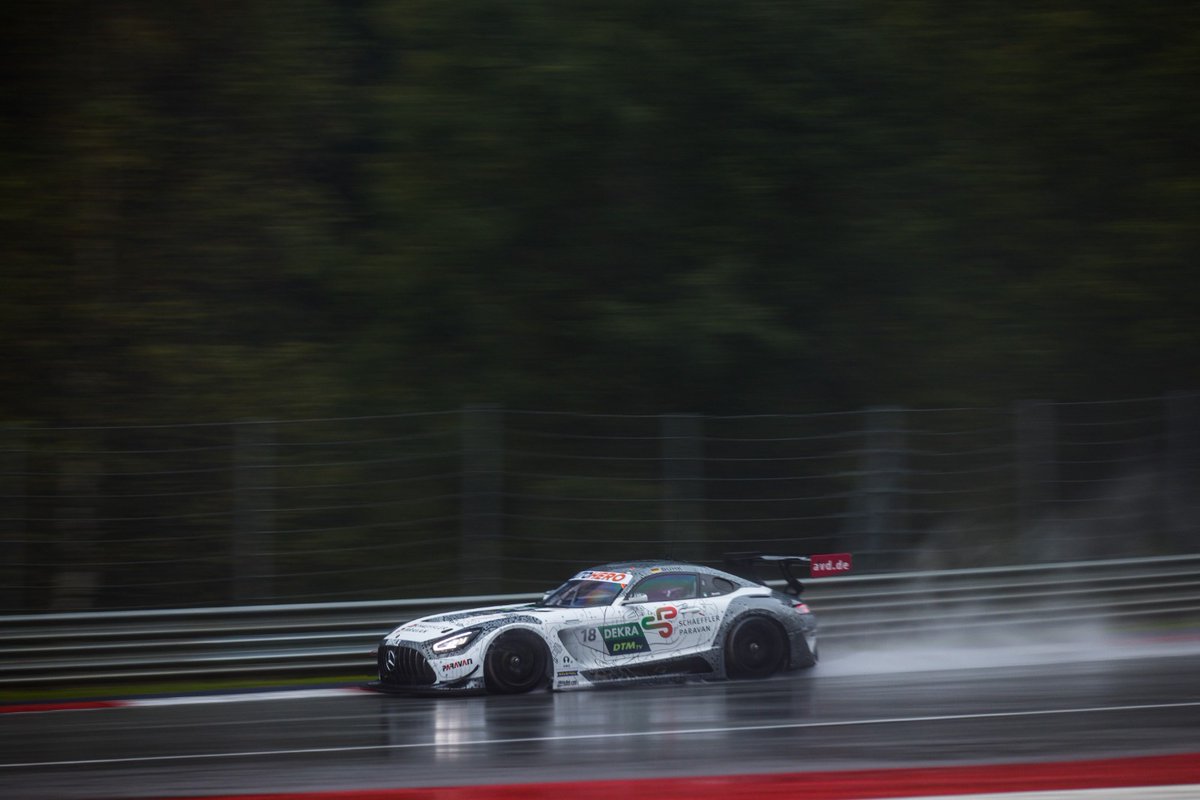 MMosport's tweet photo. #SpaceSwim instead of #SpaceDrive would maybe be good idea for this #DTM #Raceday 🤔
After a multiple 🚩 #qualifying session @MaxiBuhk finished on P20 for the 2nd @DTM #race at #RedbullRing today at 13:30 local ...
#LIVE on https://t.co/MmMJ0oFIYS
#FeelTheRoar #DEKRA #AMG https://t.co/Suj669Eodc