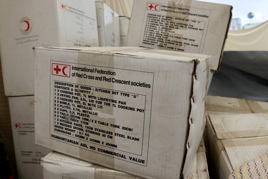 chiranlivera's tweet photo. - @ifrc is bringing in more relief items from our Kuala Lumpur warehouse today to support #PakistanFlood affected communities. We are already providing food and shelter items on the ground, and now other relief items are coming in. https://t.co/lMlhmfjSJY