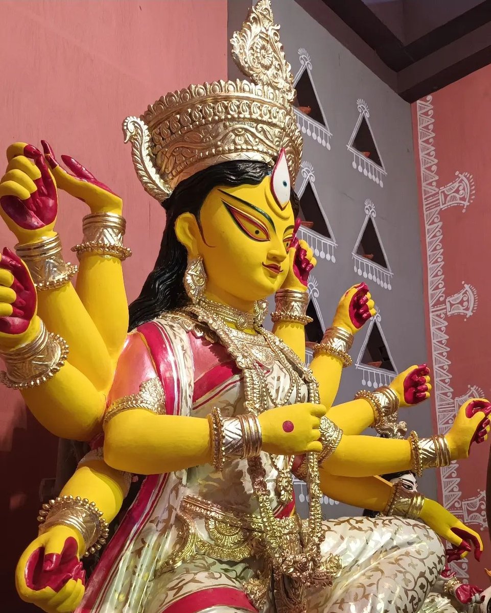Forum4Durgotsab's tweet photo. চালতা বাগান সর্বজনীন, ২০২২
দেবী দুর্গার চক্ষুদান করছেন প্রখ্যাত শিল্পী সুবল পাল মহাশয়।

#ForumForDurgotsab https://t.co/R9Fm4xQlHD