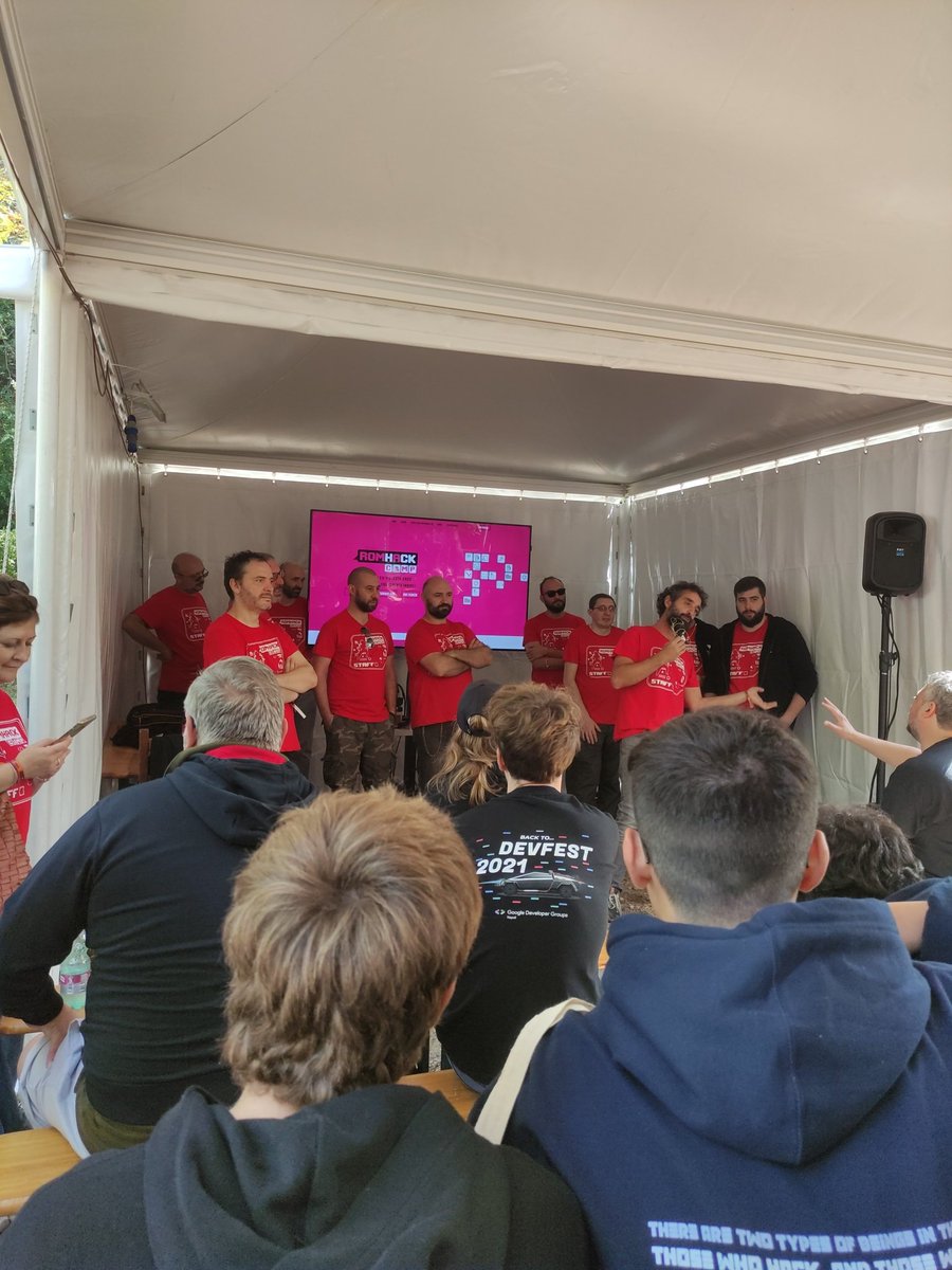 band_OS's tweet photo. Grazie @cybersaiyanIT per il #RomHack2022 https://t.co/wMQxKneKAO