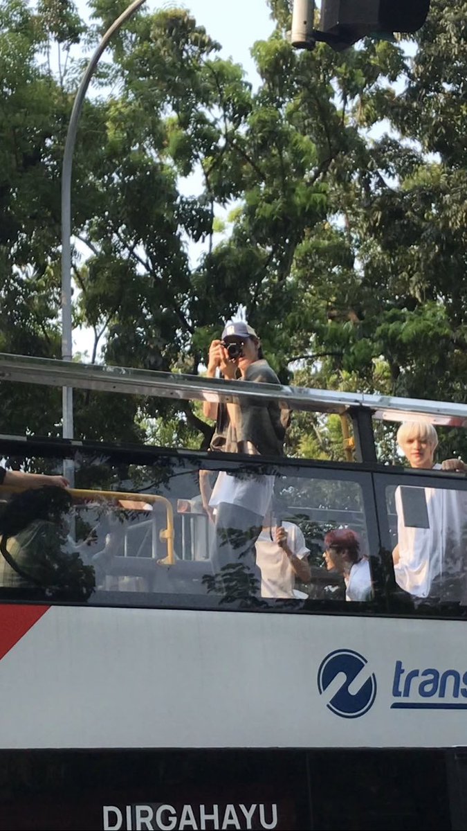 BISMILLAH MASUK KONTEN WAYV 🤣