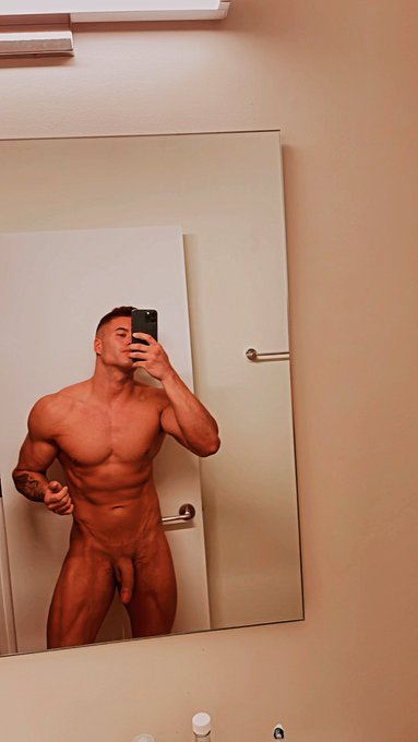 Ohhh hiii https://t.co/b6tntQZIuV<a href="/tag/gym"class="tags"><span>#gym</span></a><a href="/tag/nude"class="tags"><span>#nude</span></a><a href="/tag/gay"class="tags"><span>#gay</span></a><a href="/tag/only18"class="tags"><span>#only18</span></a><a href="/tag/onlyfans"class="tags"><span>#onlyfans</span></a><a href="/tag/gaybandung"class="tags"><span>#gaybandung</span></a>