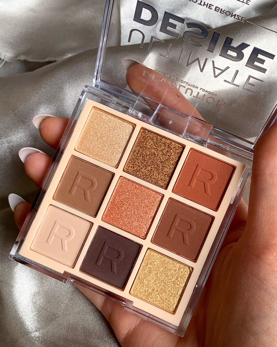 Makeup Revolution tweet media