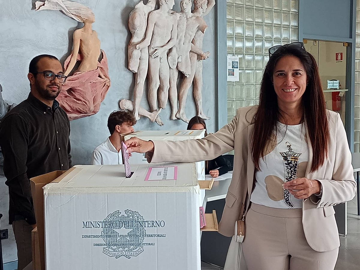 sarafoscolo's tweet photo. Votato! E voi, siete già andati al seggio? C’è tempo fino alle 23! #oggivotoLega #elezioni https://t.co/bwfucy6wGj