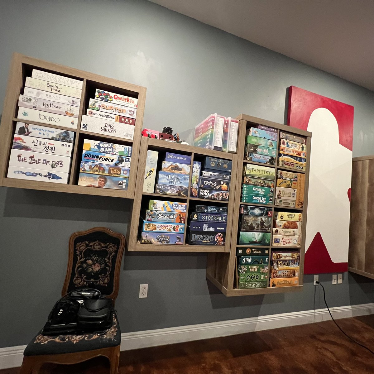 Seidule's tweet photo. @HeartBoardGames More pics! https://t.co/027VYwMP2t