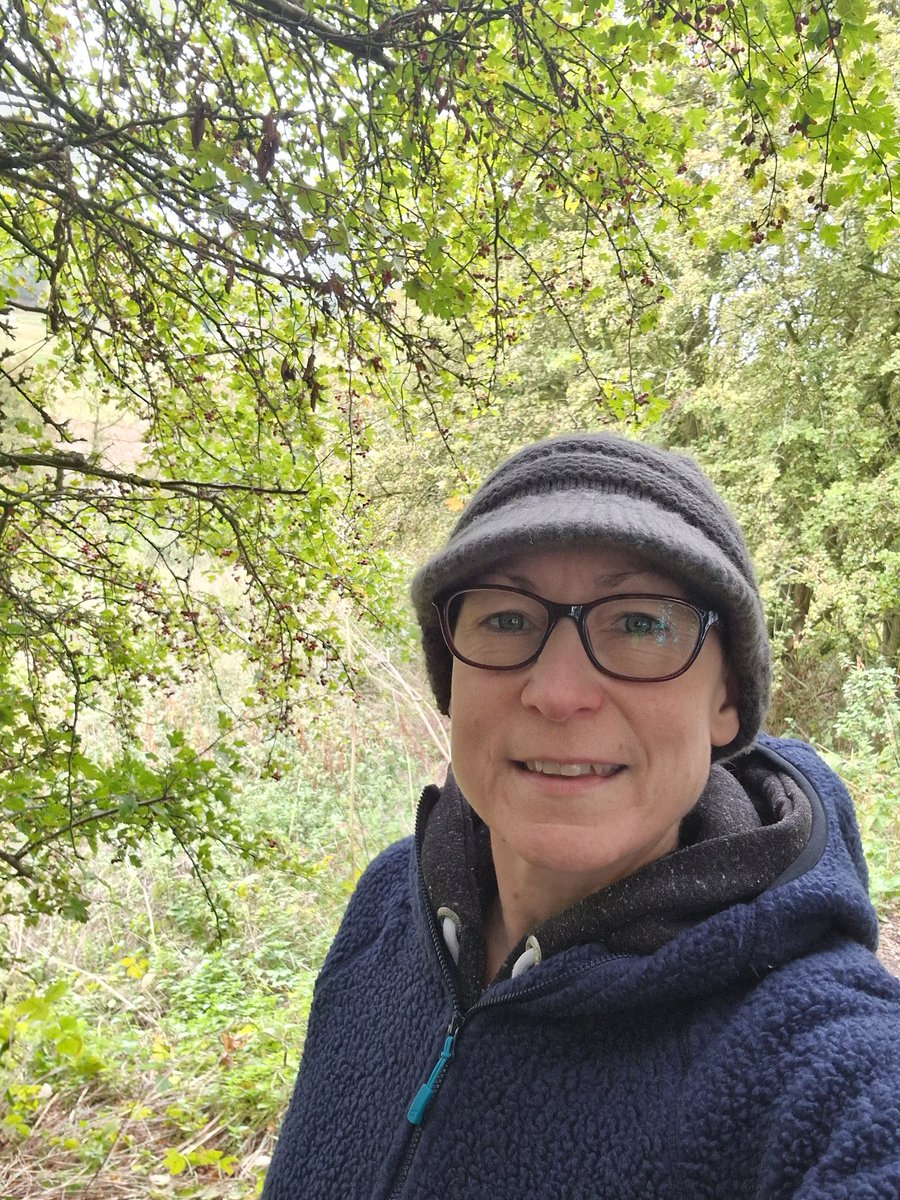 lizzypeas's tweet photo. Being as it's National #GetOutsideDay  we got outside, for a lovely doorstep walk with Bizkit, who's no longer able to do the bigger walks. A lovely morning for it 🙂
#marketweighton #goodmanham #yorkshirewolds #localwalks #getoutside #getitdone #greenprescription https://t.co/knXICrC3Ve