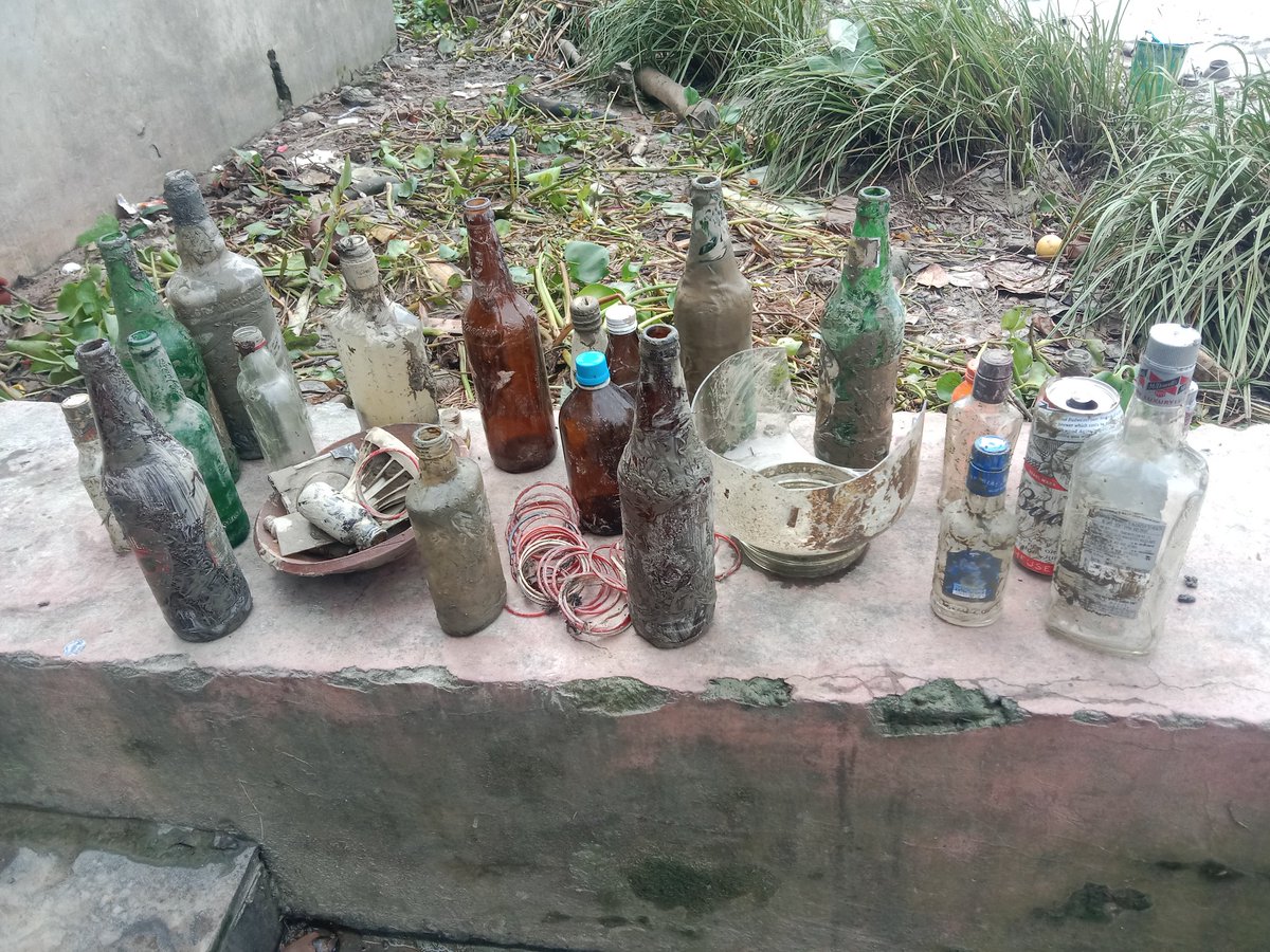 Pahchanfoundat1's tweet photo. #InsanTeriGangaMaily #week87
Our message is loud and clear #CleanTheRiver, #WorldRiversDay on September 25, 2022. Volunteers of the organization collected almost 250 Kg of garbage today...https://t.co/3W9NN1wMxV
@tdh_de
#PahchanFoundation #Titagarh #climatechange #climatecrisis https://t.co/n1Lznhw8fl