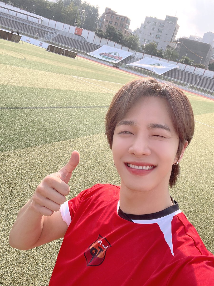 🗓 놓칠 수 없는 오늘의 하이라이트(Highlight) ✅ 19:40 [두준/기광] JTBC 뭉쳐야 찬다2 (채널 JTBC) 자타공인 연예계 축구 실력 최정예 멤버⚽️ 💡하이라...