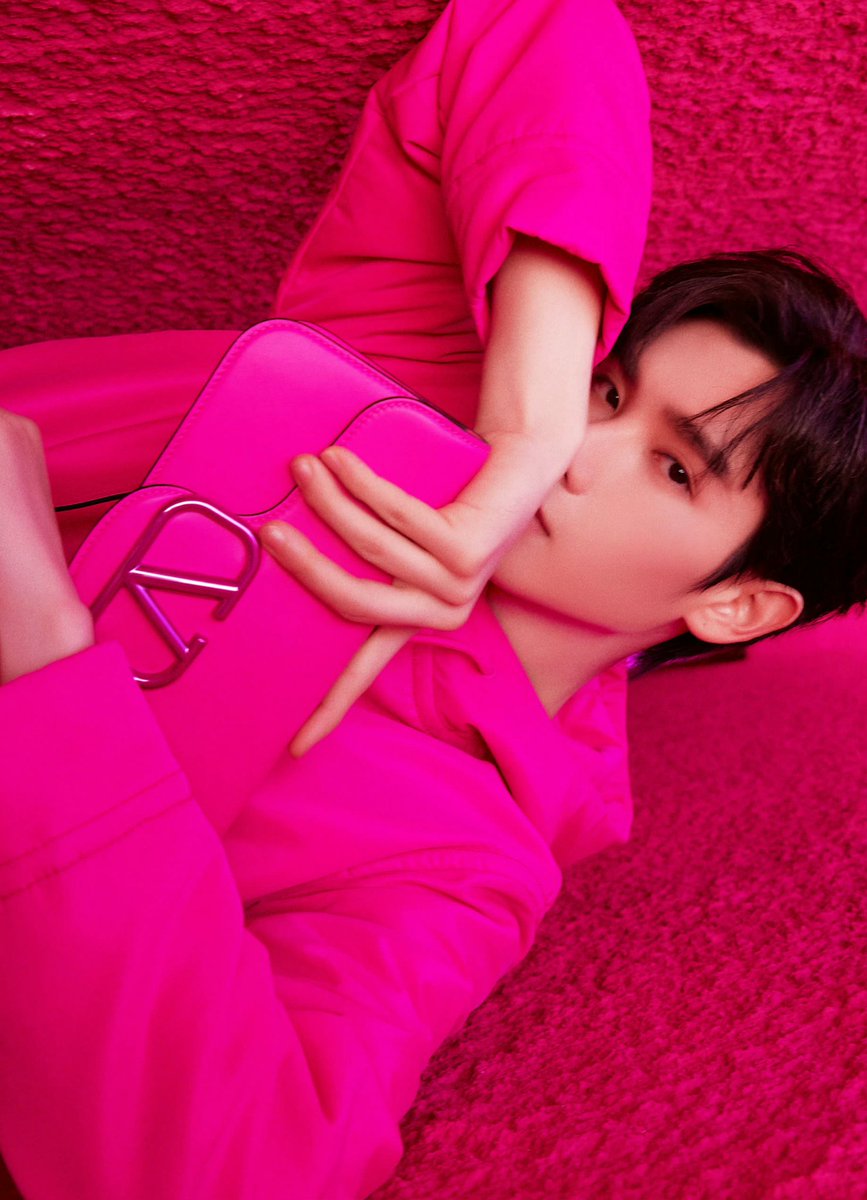 parkeunhwa3991's tweet photo. 45* ภาพน้องนายจากช่างภาพค่ะ เปิดตัว Valentino Pink PP จร้า
©https://t.co/3BTp4Pa6gv
NNINE VALENTINO SHOW
#ValentinoPinkPPCollection
#ValentinoxNine
#Valentino
#INTO1Nine
#INTO1GaoQingchen
#INTO1
#นายท่านกรชิต
#高卿尘 https://t.co/jn56TmFNFC