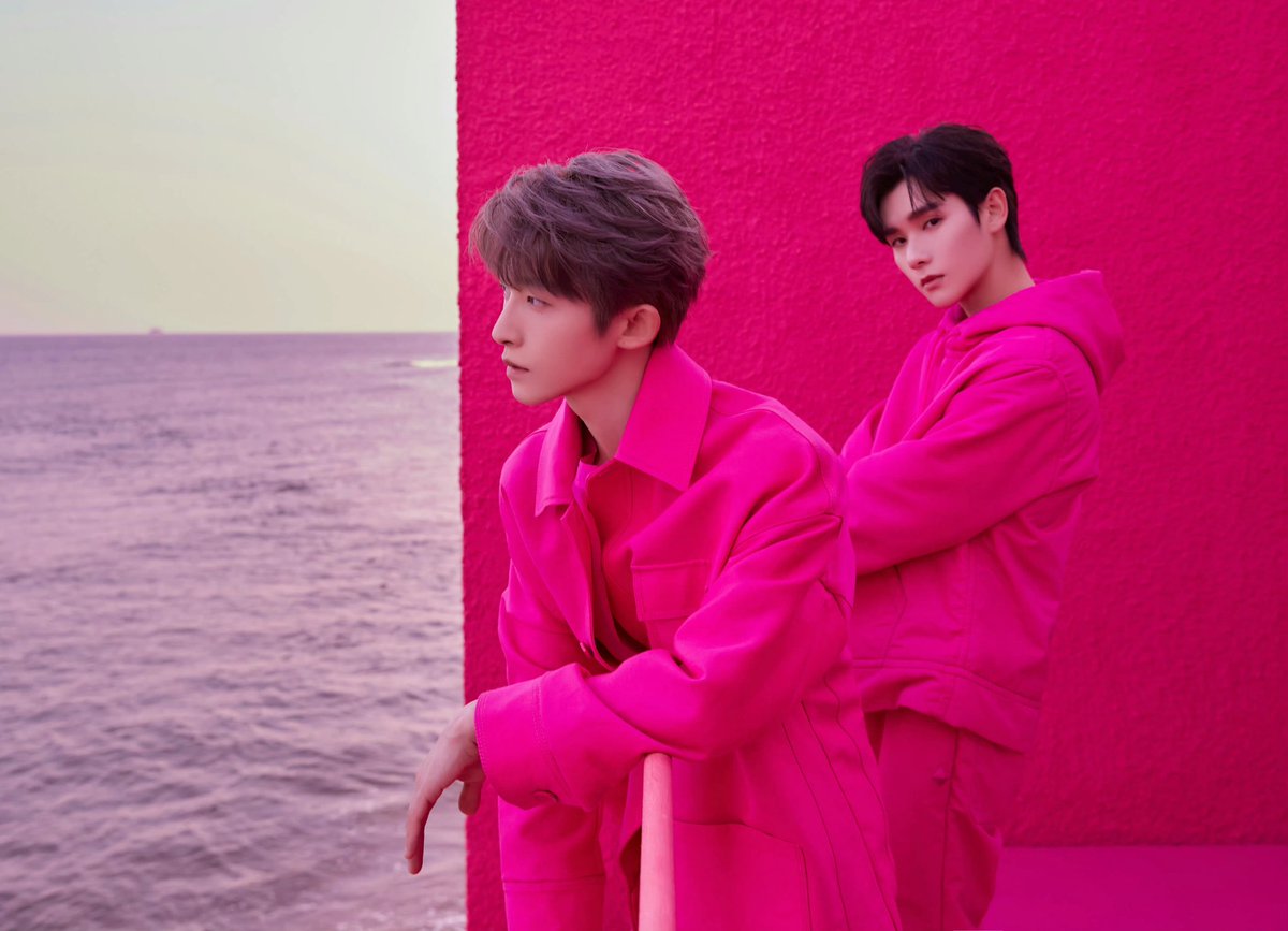parkeunhwa3991's tweet photo. 46* ภาพน้องนายจากแอคช่างภาพค่ะ เปิดตัว Valentino Pink PP จร้า
©https://t.co/3BTp4Pa6gv
NNINE VALENTINO SHOW
#ValentinoPinkPPCollection
#ValentinoxNine
#Valentino
#INTO1Nine
#INTO1GaoQingchen
#INTO1
#นายท่านกรชิต
#高卿尘 https://t.co/rNiQAoyRMc