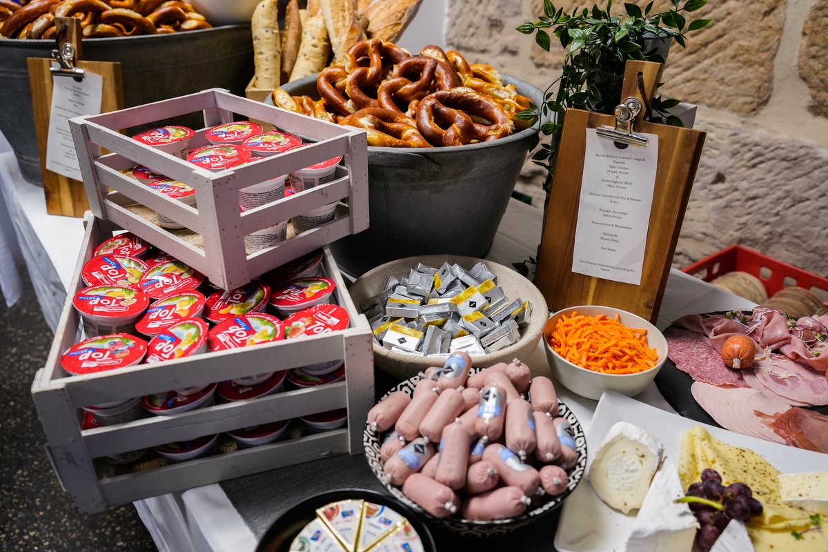 BRANDAD Group AG (@brandadgroup) on Twitter photo Endspurt auf dem #dvoc22: Nach einem ausgewogenen Frühstück und der Planung für den Tag laufen nun die letzten Sessions. Schade, dass es bald schon wieder vorbei ist mit dem <a href="/devops_camp/">DevOps Camp</a>! Endspurt auf dem #dvoc22: Nach einem ausgewogenen Frühstück und der Planung für den Tag laufen nun die letzten Sessions. Schade, dass es bald schon wieder vorbei ist mit dem <a href="/devops_camp/">DevOps Camp</a>!