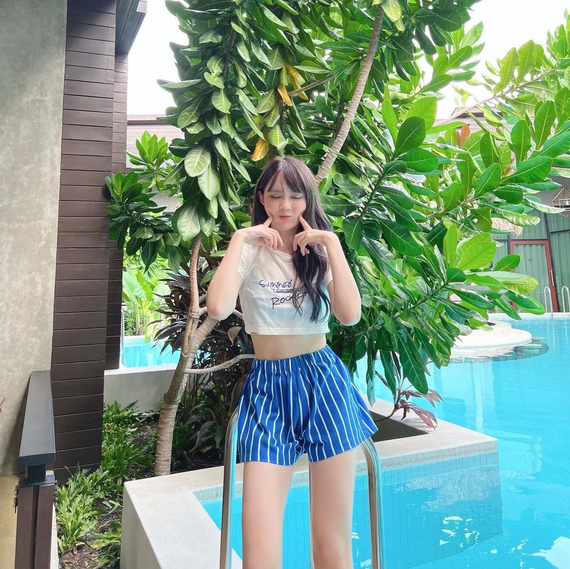 aommiispace's tweet photo. [ 📮🐷 ] 𝐅𝐁 𝐏𝐨𝐬𝐭 : Aom CGM48

(2) Silent Mode 🦋;)

#27OfMiracles
#AomCGM48 #CGM48
#รักออมให้หยอดกระปุก https://t.co/cp3oGXd6R2