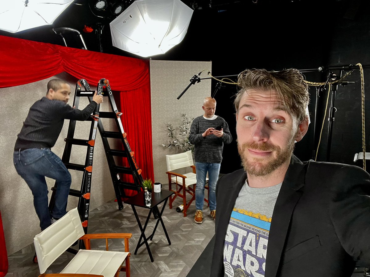 Setting up the studio for an episode of #HandsOnFilm 

#ParodySeries #ComedyWebSeries