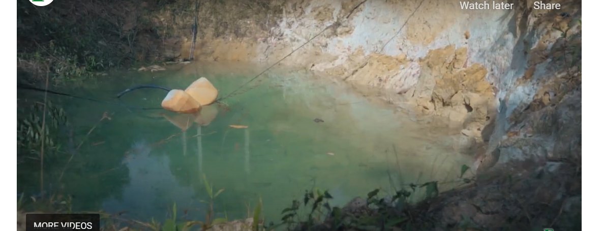 Gambar sumber air ini diambil di Kampung Orang Asli Jakun @ Muadzam Shah Pahang. Kiri pada Sept 2022. Kanan awal tahun 2022. Nak ambil air ini kena turun cerun bukit. Area sini memang sumber air dah berkurang. Tok batin pula keluar masuk mahkamah kuantan lawan utk tanah adat.