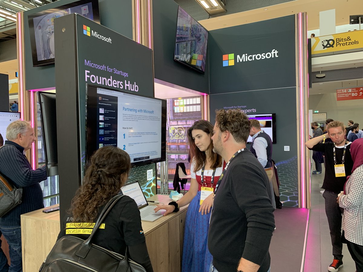 MicrosoftDE's tweet photo. Unsere #Startup Lead von #Microsoft Deutschland, @ZofiaPrzytocka, stellt unseren Startup Founders Hub auf der @BitsAndPretzels vor. Kommt einfach an unseren Stand beim Karussell im Erdgeschoss auf der #Bits22 und erfahrt, wie man ein #MicrosoftStartUp wird.
#BitsAndPretzels https://t.co/Goc92fhpDm