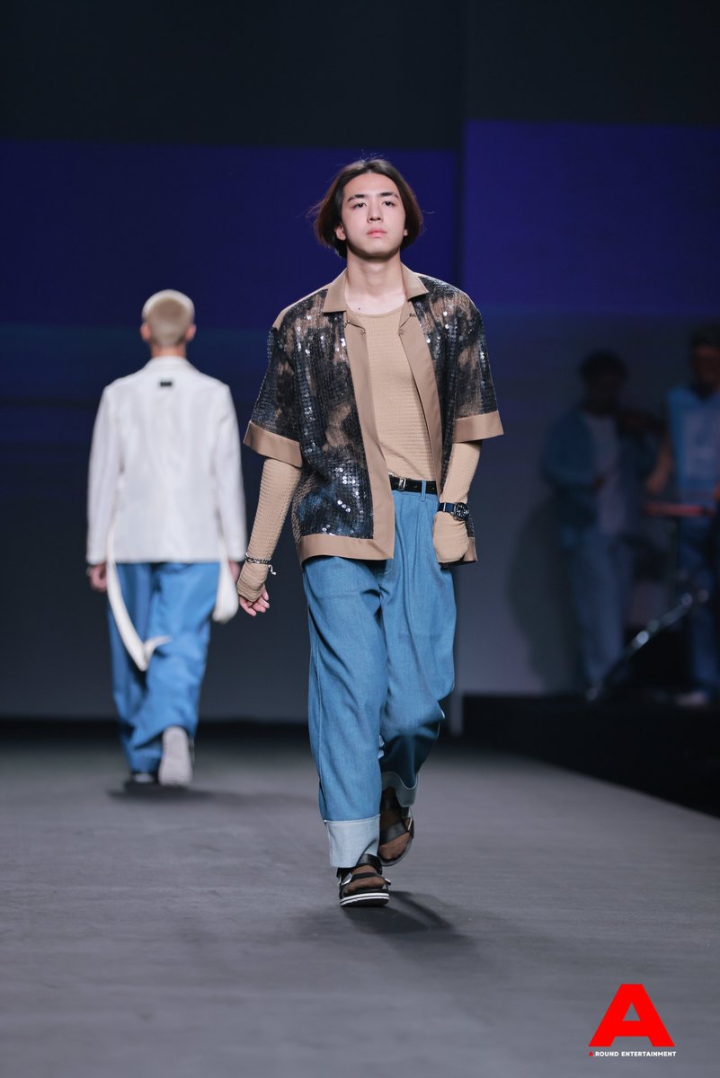 around_ent's tweet photo. อองรี-วิคเตอร์ วง #PROXIEth ร่วมเดินแฟชั่นโชว์ งาน #BIFW2022 แบรนด์ PAINKILLER https://t.co/SRWmodfl4p