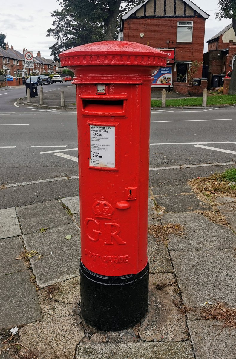 ruthamydavidson's tweet photo. #GRPostBox #PostboxCollection
2 GR postboxes on my morning dog walk in North Shields https://t.co/i2PlLKUGkR