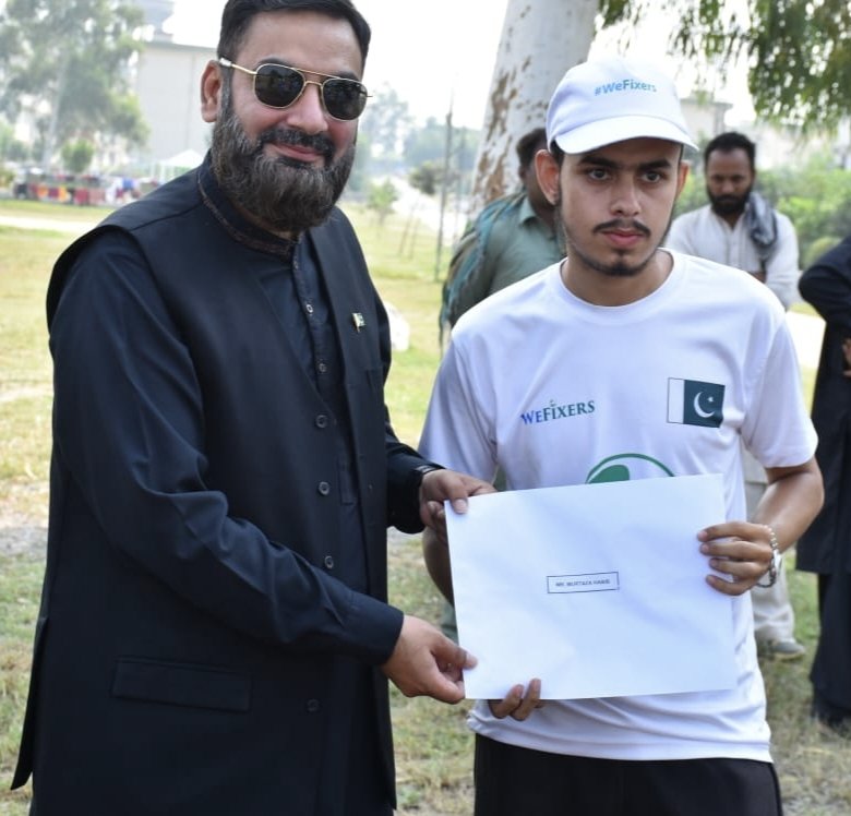 PCF_SaveHorizon's tweet photo. WeFixers Organisation Joint Collaboration with Pakistan Airforce 
Our volunteers participated in this drive to promote plantation for the sake of preserving the natural environment across Pakistan. 

#ClimateActionDay #wefixers #PakistanAirForcePAF #GlobalClimateStrike https://t.co/OqGw4t7oWa