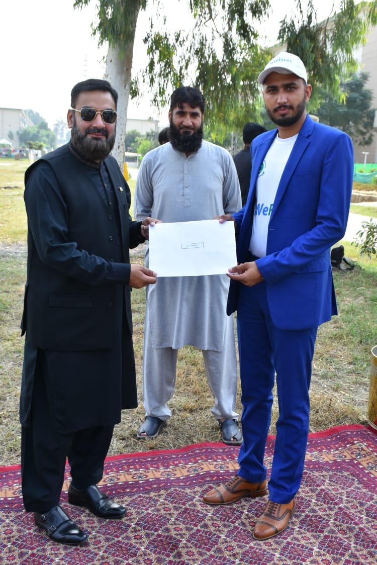 PCF_SaveHorizon's tweet photo. WeFixers Organisation Joint Collaboration with Pakistan Airforce 
Our volunteers participated in this drive to promote plantation for the sake of preserving the natural environment across Pakistan. 

#ClimateActionDay #wefixers #PakistanAirForcePAF #GlobalClimateStrike https://t.co/OqGw4t7oWa