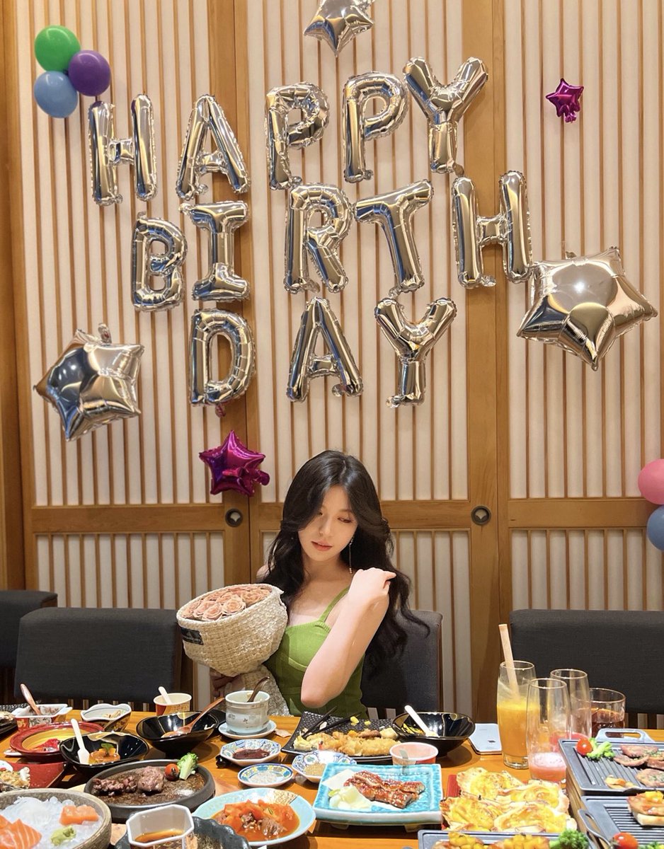 im91219713's tweet photo. Reissue it for my birthday. https://t.co/DIrjEBi5lr