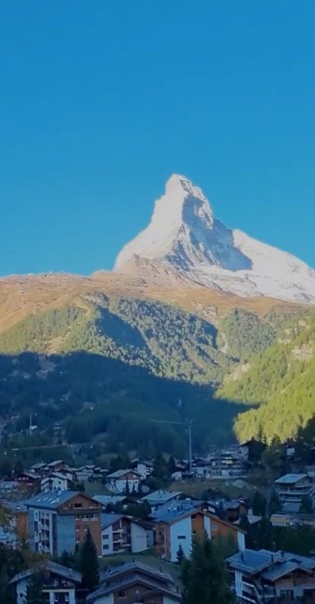 keshaSS9's tweet photo. คีช่าตามรอยลูกชายไป Matterhorn https://t.co/Zy0aLYCfak