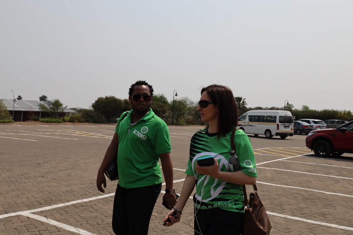 __Tshireletso_'s tweet photo. @Action4SA Media squad hitting the ground running this afternoon. Northen Cape is turning green and greener. 

@MarciaBarron777 @ME_Beaumont

#LetsFixNorthernCape 🇿🇦💚
#ItsTimeForAction https://t.co/6Bl3tsGmPU