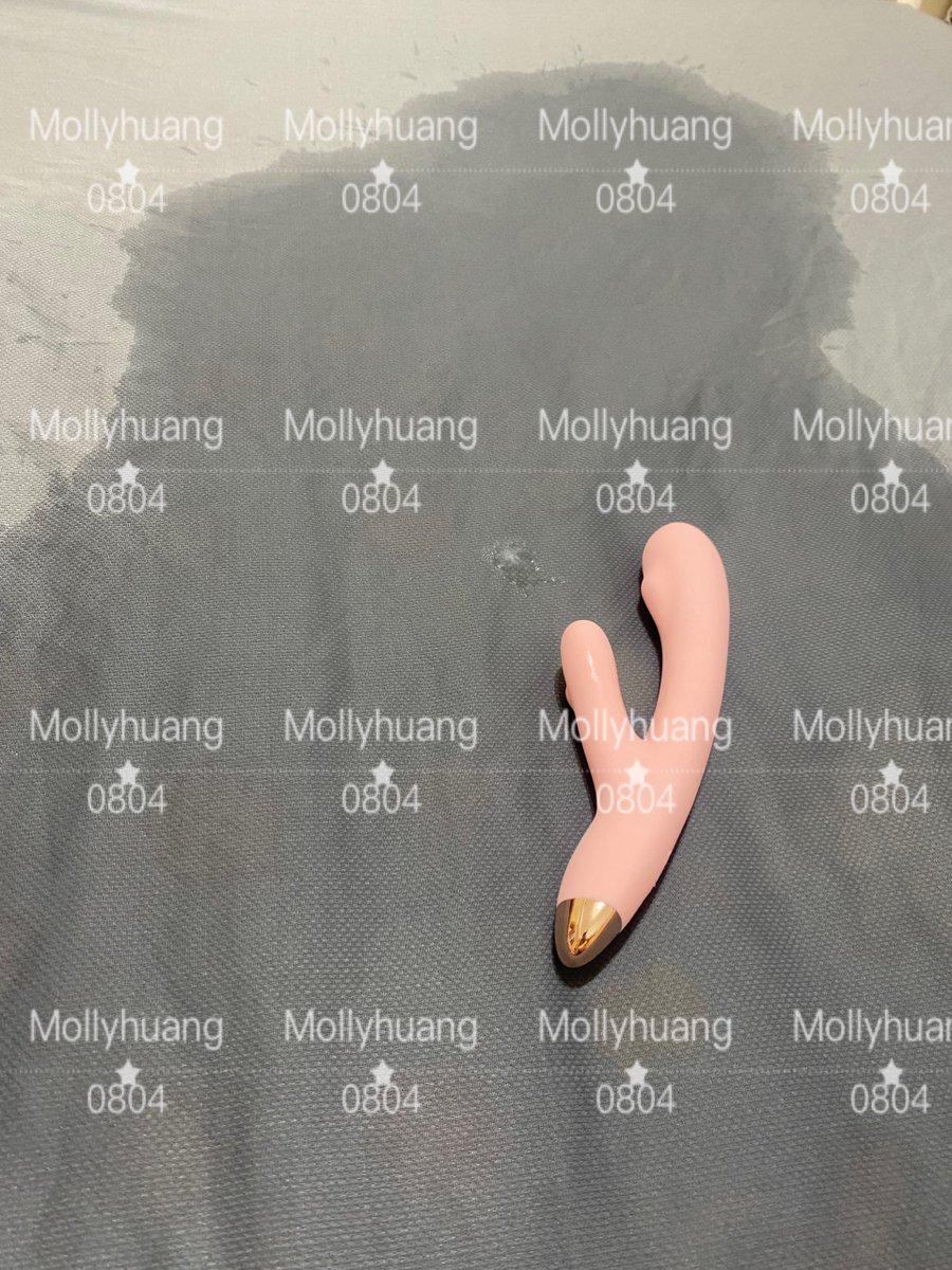 下雨天的假日

能玩什麼呢🥺

就只能自己在家玩鹿角

讓水噴高高

然後流白漿啊😍

白漿連內褲都是🙈

#人妻的誘惑 https://t.co/SR3mSFw2d3