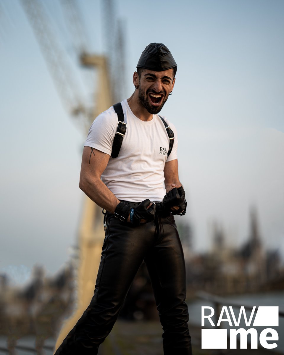 rawmeBE's tweet image. 🥩 #RAWme #rawmeat #photography #LGBTQIA+ #mypeople #malephotography #malemodel #portrait #leatherman #leatherfetish #secondskin #bluf #mood #darklands #wearefetish #oink #playwithme © RAWme Photography