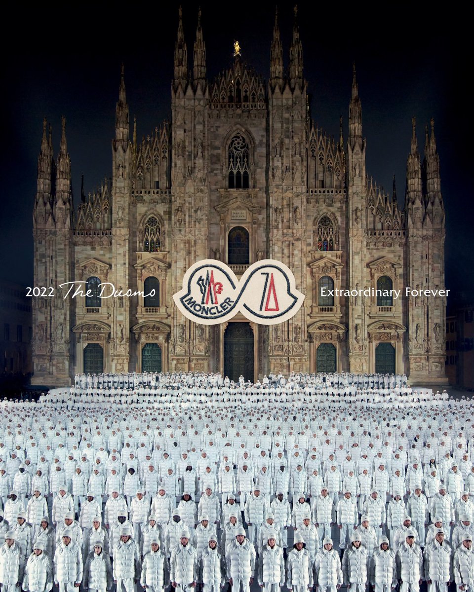 Moncler's tweet photo. Unforgettable. A cast of 1952 performers put on a show to match the stunning location of Milano’s Piazza del Duomo for our 70th anniversary celebration.

#Moncler70 https://t.co/y1ilZzSOtw