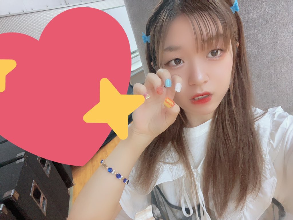 idolvo13___'s tweet photo. 学年曲!
四年生はちゆねね、きりたそ、きほひかでそれぞれペア曲をやらせていただきました❣️
きほひか曲はAKB48さんの「友達でいられるなら」でした🧡💙
#たんメリONLINELIVE2022 #Colorfulfuture https://t.co/95zZkwubiq