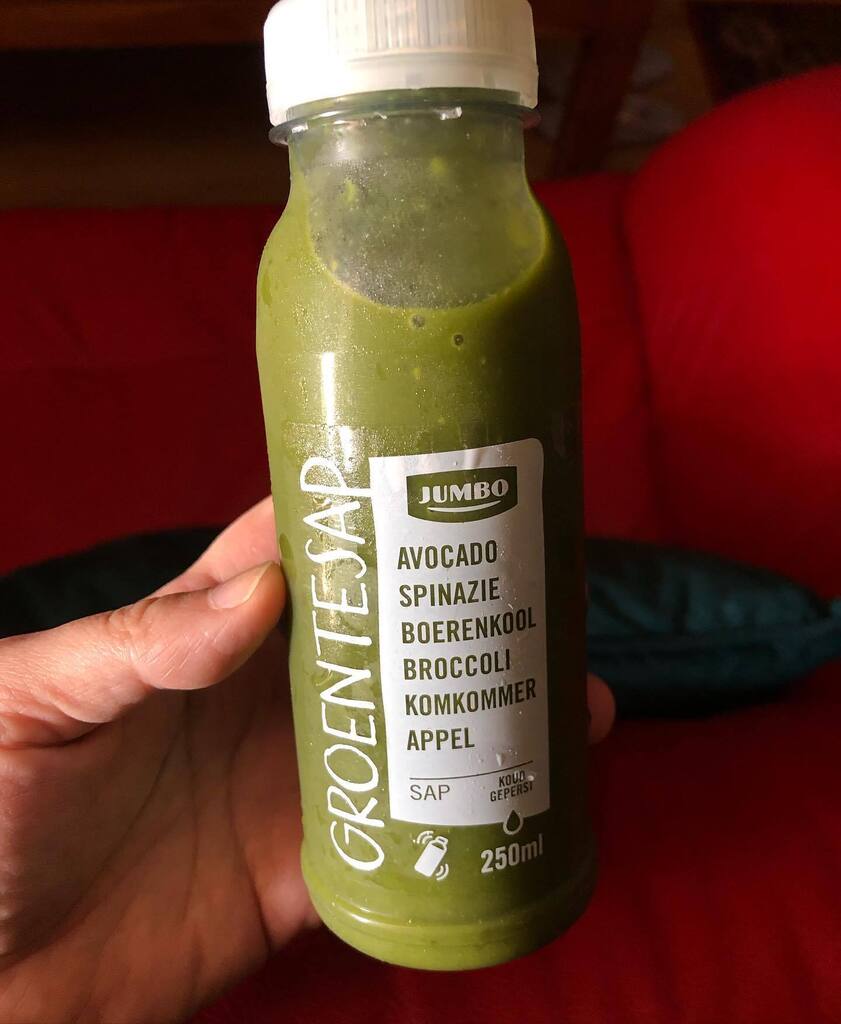 Nummymuffin's tweet photo. Green breakfast. π₯¦ππ₯π₯π #groentesap https://t.co/ceHq8JsaTW https://t.co/ONlksv3O4J